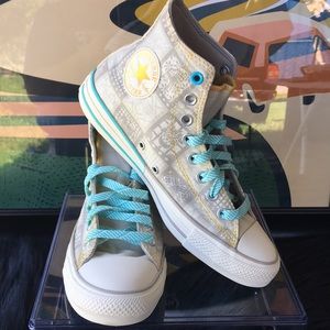 UNISEX Chuck Taylor All Star High Top ‘Mi Gente’